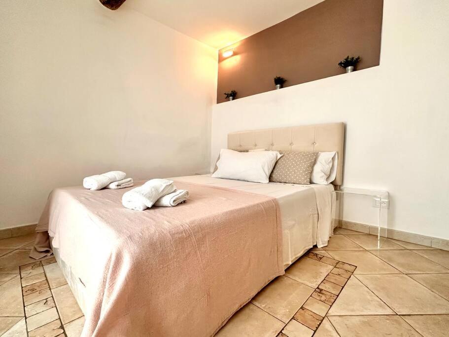 Un Petit Coin Proche De La Mer Menton Extérieur photo